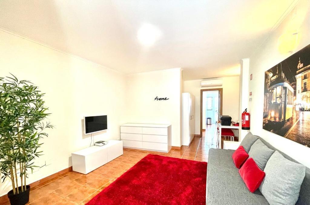 Lisboa, Central Lisbon, Charming Patio House, , Wifi, Air Conditioning, Near Metro, By Ig Ngoại thất bức ảnh